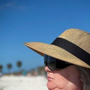 Meet your Posher, Lori ann